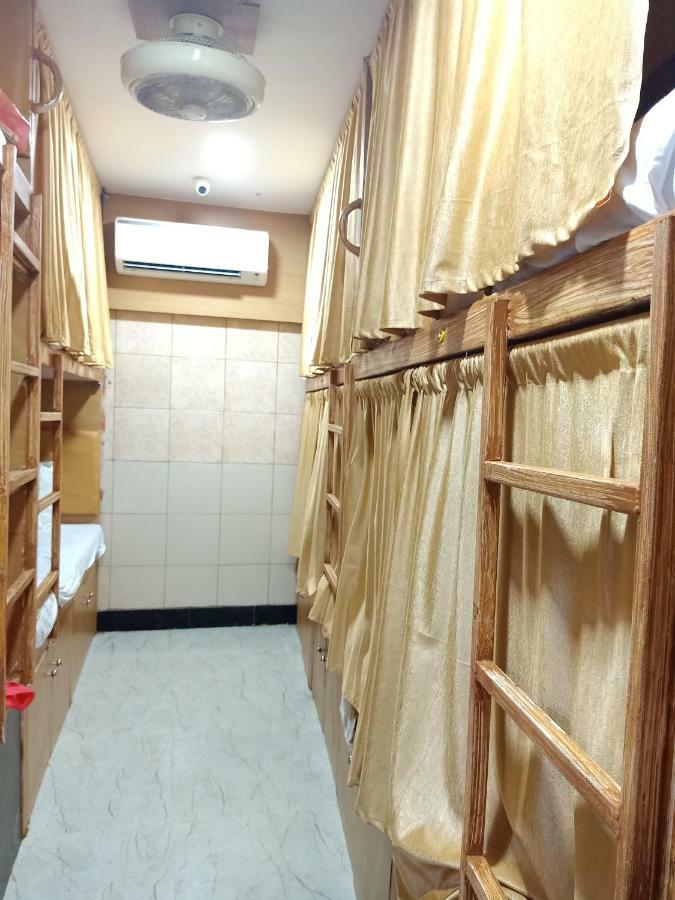 Mabrook Dormitory 孟买 外观 照片